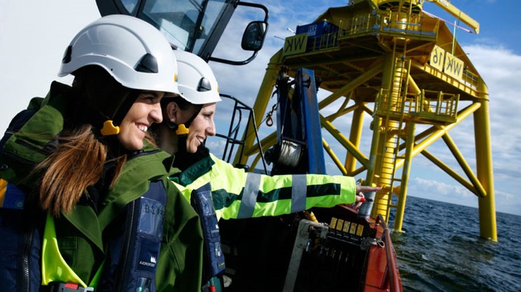 Mujeres Iberdrola 01 746X419 Rev (1)