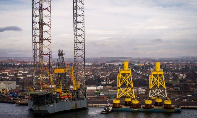Seagreen jackets substructures at Port of Dundee